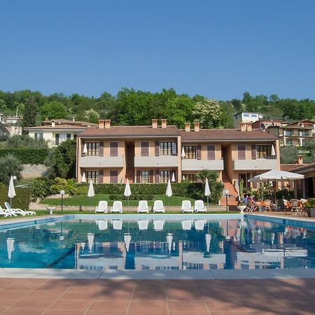 Residence Liana Albisano Торрі-дель-Бенако Екстер'єр фото