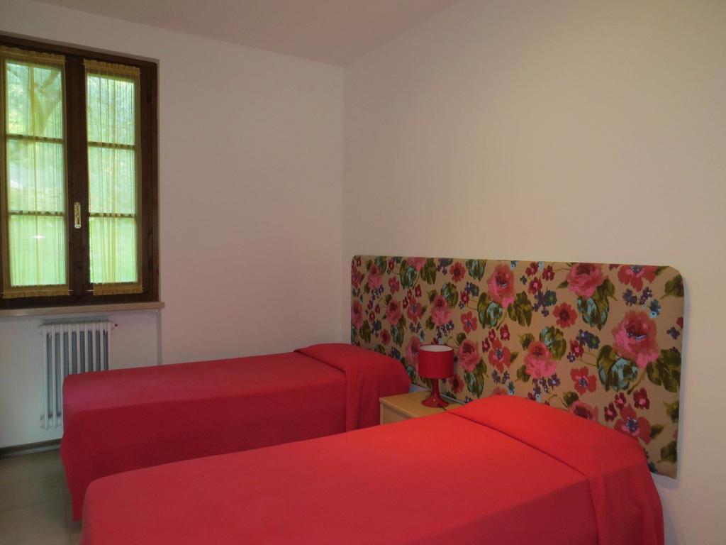 Residence Liana Albisano Торрі-дель-Бенако Екстер'єр фото
